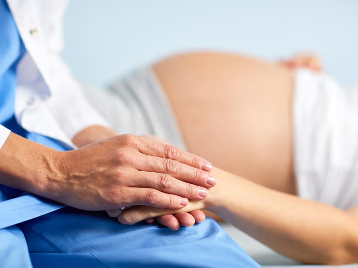 doctor with pregnant woman